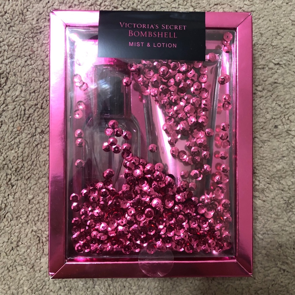 Victoria’s Secret VS Bombshell Mist and Lotion